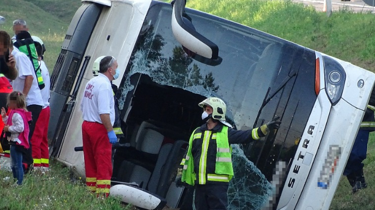 Wypadek polskiego autokaru