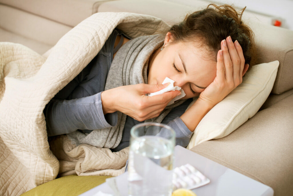 Jak odróżnić grypę od koronawirusa
