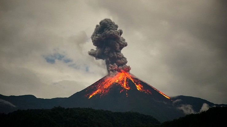 Wybuchy kolejnych wulkanów