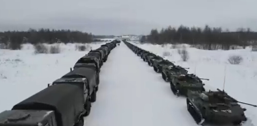 rosyjskie czołgi w gotowości